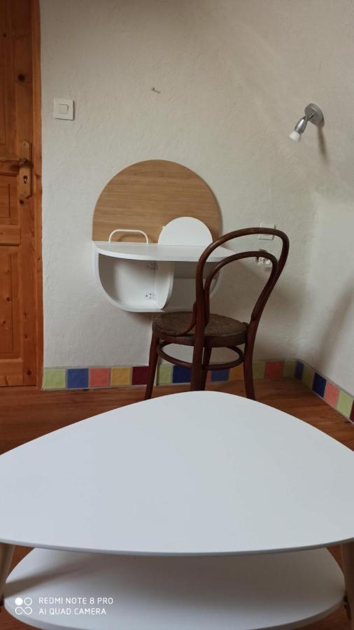 Charmante Petite Maison De Pecheur - Proche Ile De Brehat Et Gr34 Lézardrieux Exterior foto